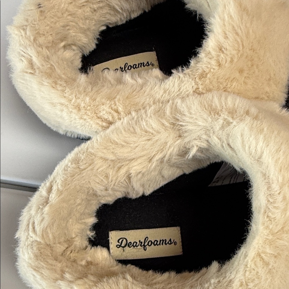 Dearfoams Women's Cozy Cream Slippers EUC